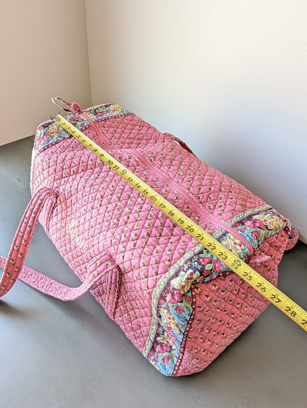 Vintage 2003 Vera Bradley Pink Pansy Large Duffel 24” Quilted Cotton Made In USA - Picture 9 of 16